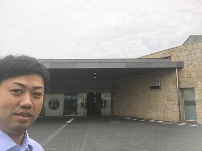 お墓じまいの改葬申請で堺市斎場