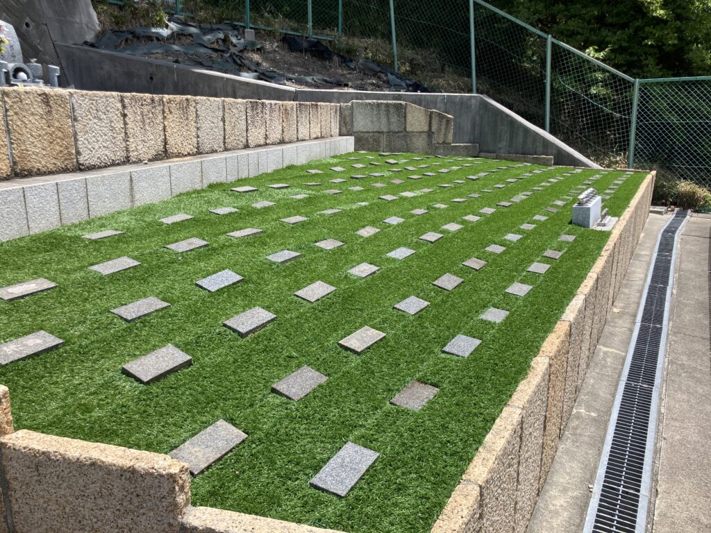 円明町墓地　樹木葬