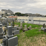 今熊墓地（大阪狭山市）にて「お彼岸の定期清掃」に伺いました｜今熊墓地でのお墓仕事は大阪石材南大阪店まで